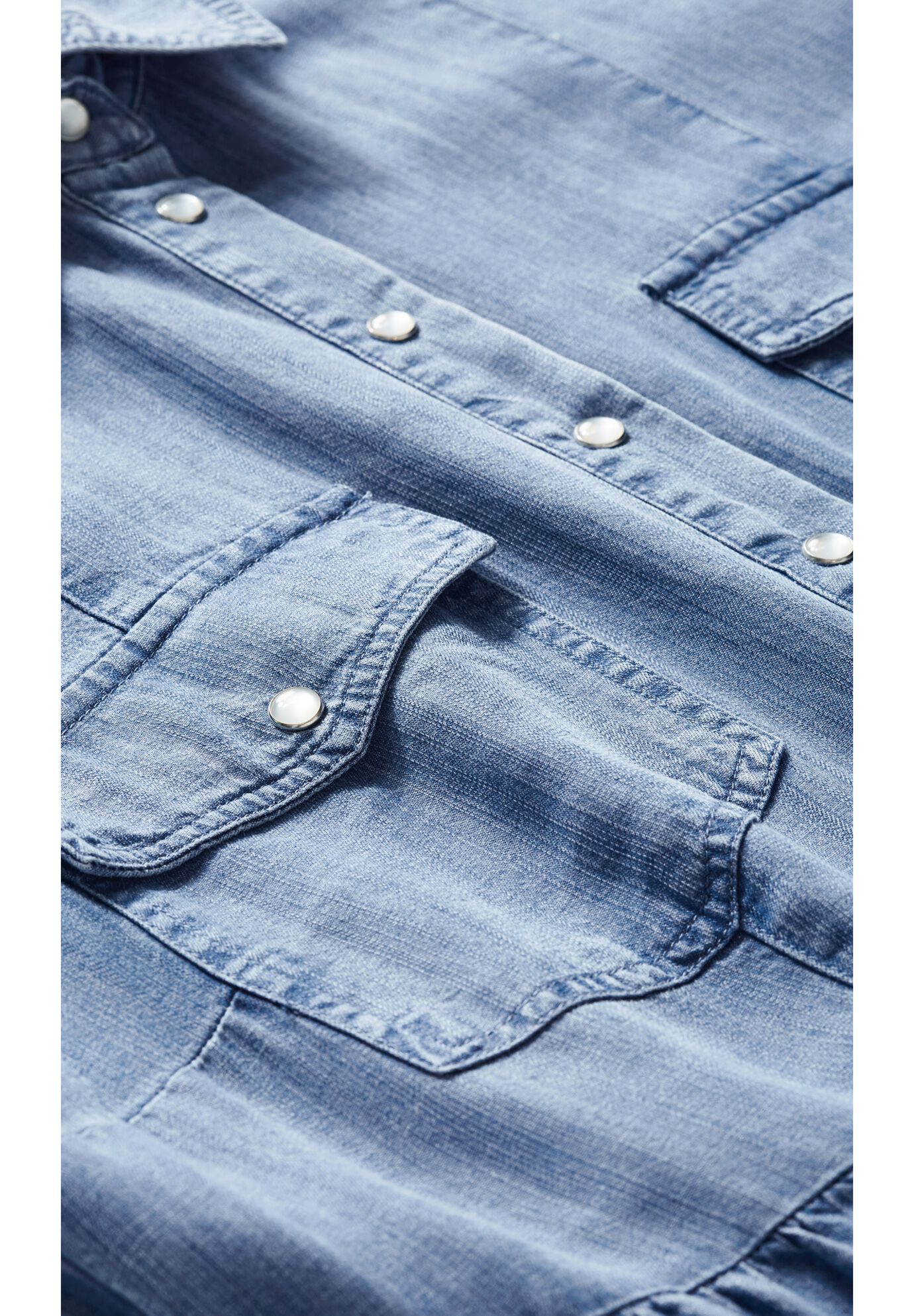 Denim Tiered Shirtdress, MID WASH, alternate image number 4
