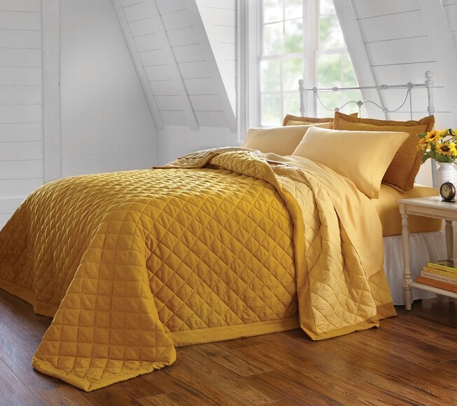 BH Studio Reversible Quilted Bedspread, , alternate image number null