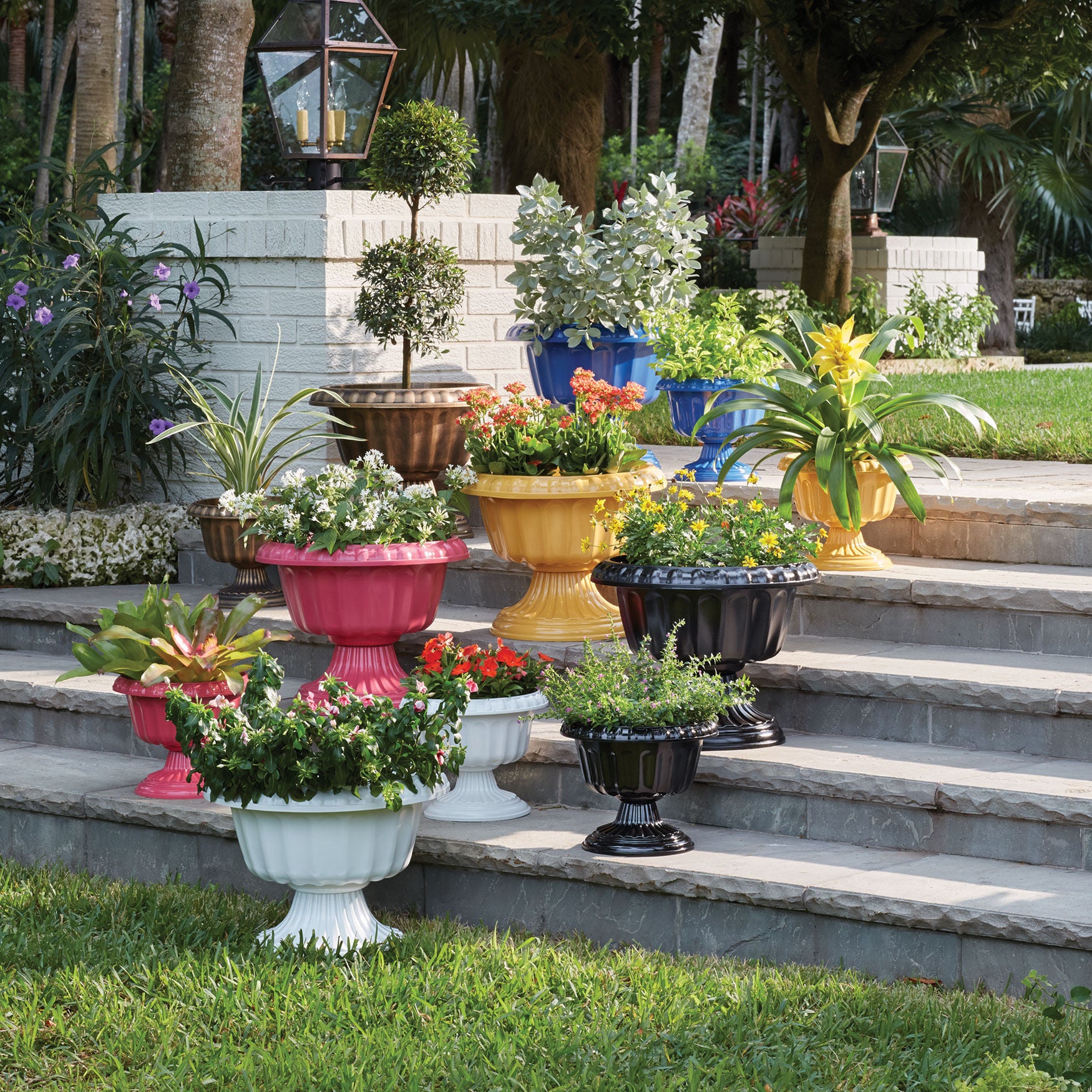 Set of 2 Urn Planters, , alternate image number 2