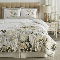 Odette Comforter Set