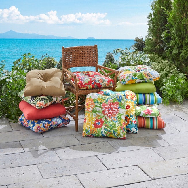 BH Outdoor Performance Tufted Wicker Chair Cushion, , on-hover image number null