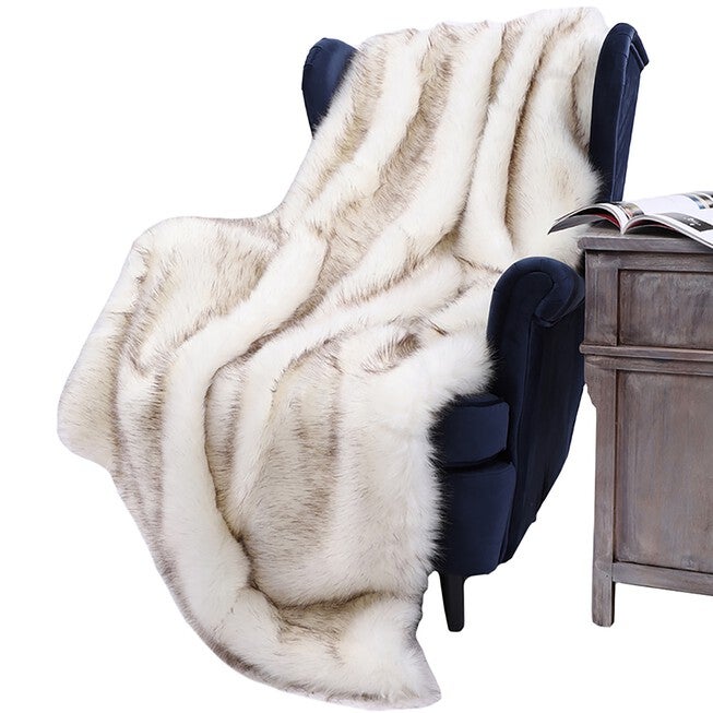 Battilo Home Luxury Fox Faux Fur Warm Elegant Cozy Throw Decorative Blanket Bed Sofa Blanket, 60 inches x 80 inches, WHITE, hi-res image number 0