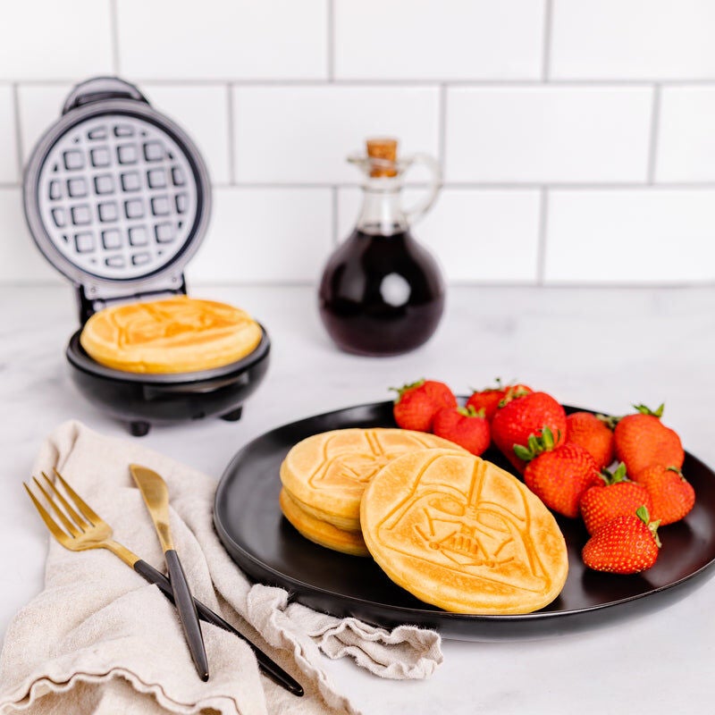 Star Wars Mini Darth Vader Waffle Maker, BLACK, alternate image number 1