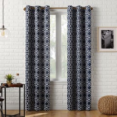 Sun Zero™ Blackout Barnett Grommet Panel