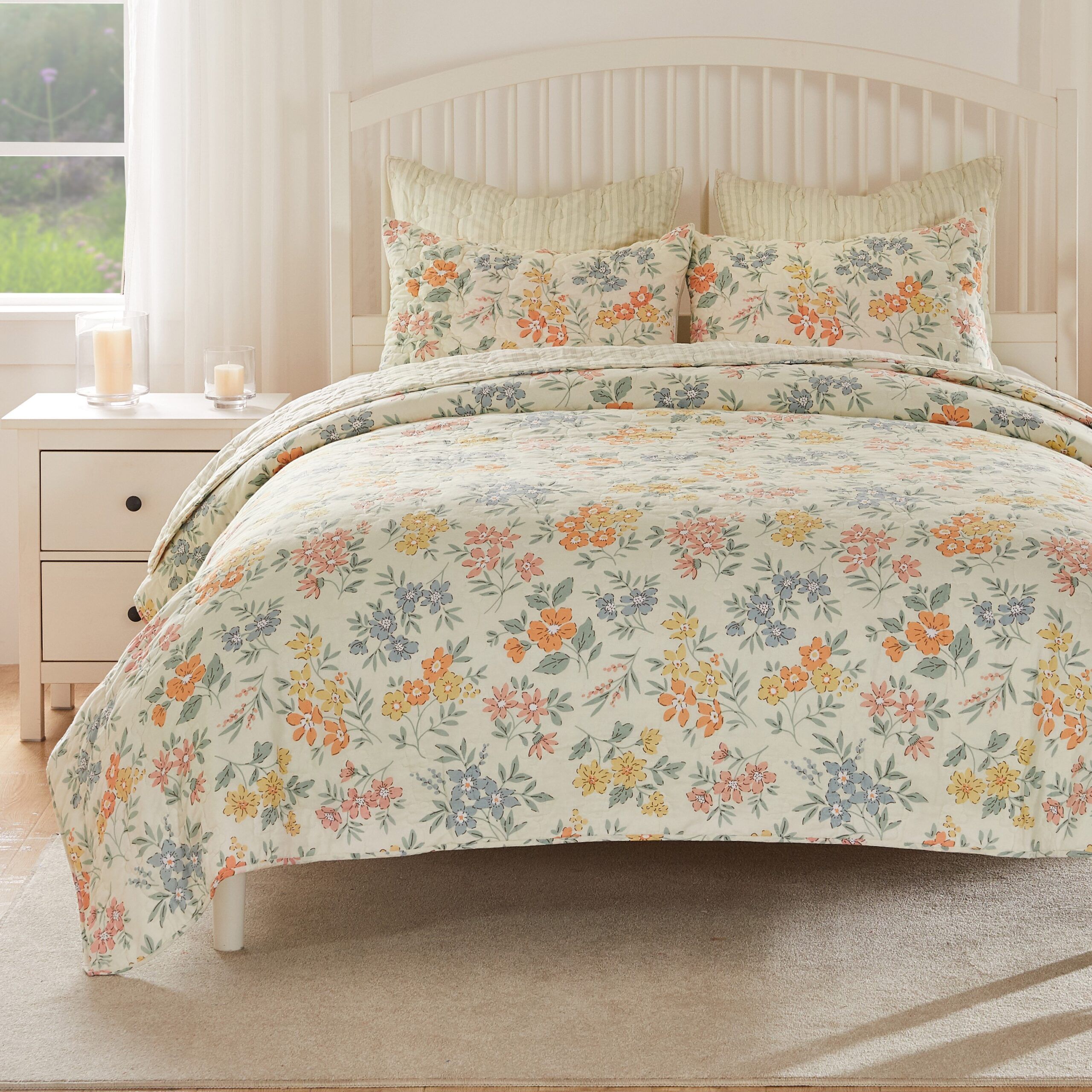 Greenland Home Fashions Chloe Finely Stitched Reversible  Floral Quilt Set, 3-Piece King/Cal King, Pastel, PASTEL, alternate image number 1