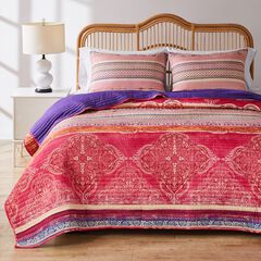 Aurora Finely Stitched Quilt Set