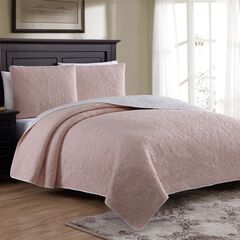Marseille Quilt Set