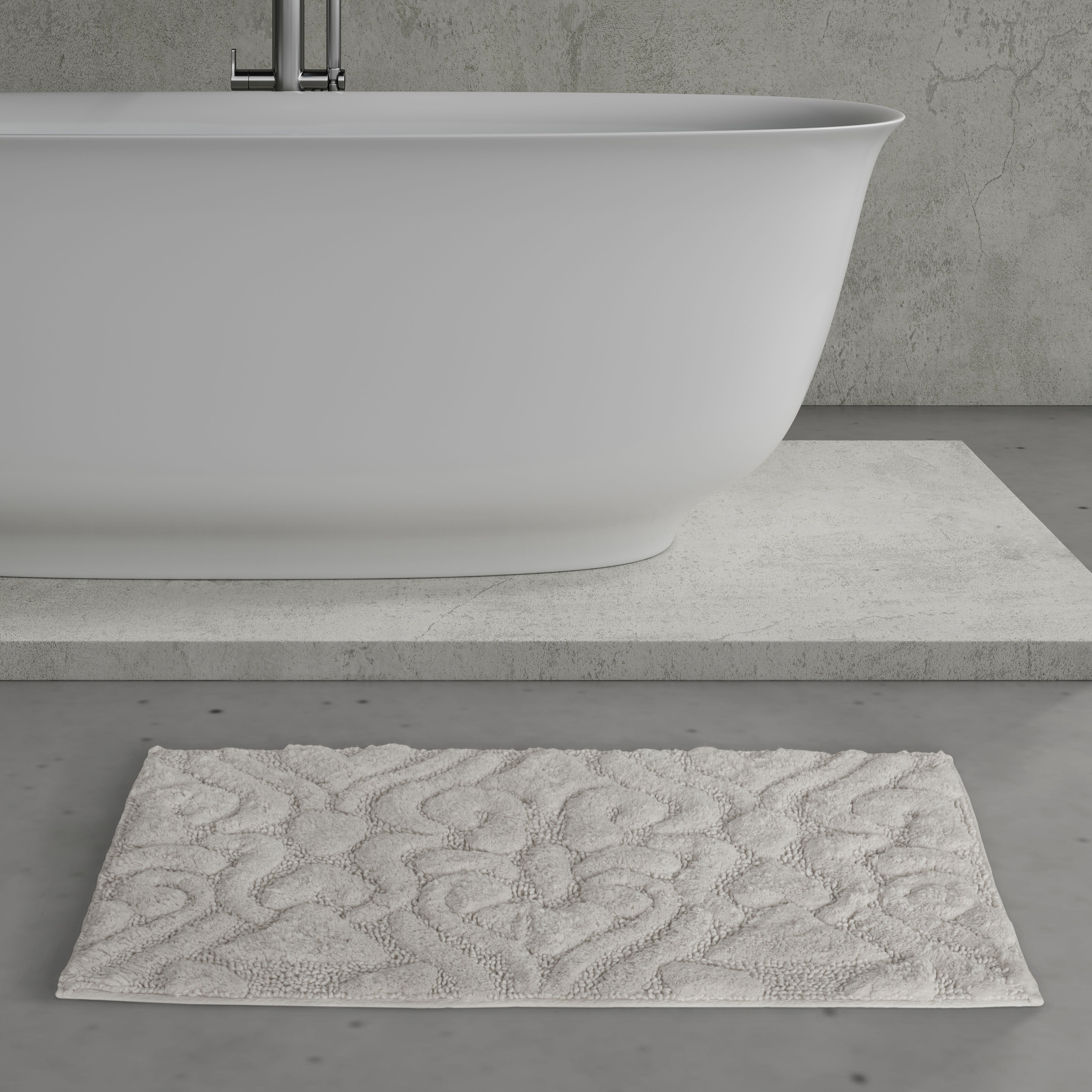 LOMBARDI BATH RUG, PLATINUM, alternate image number 1