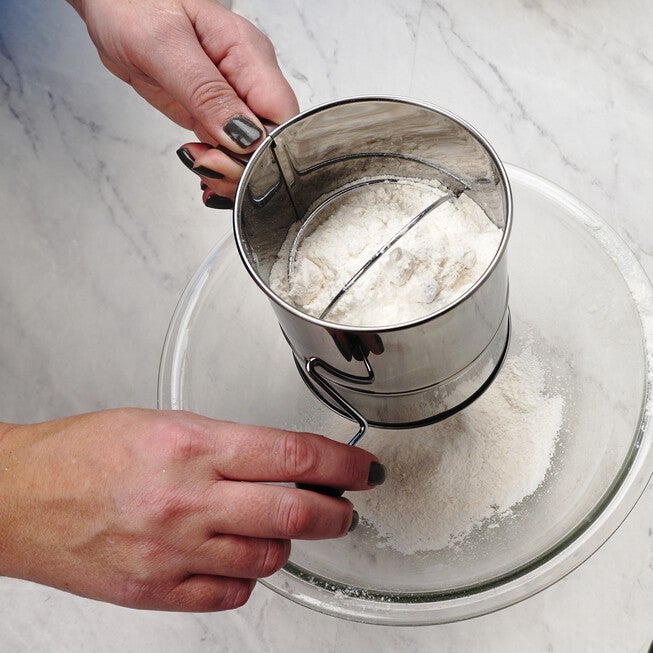 Crank Style Stainless Steel 5 Cup Flour Sifter, , alternate image number null
