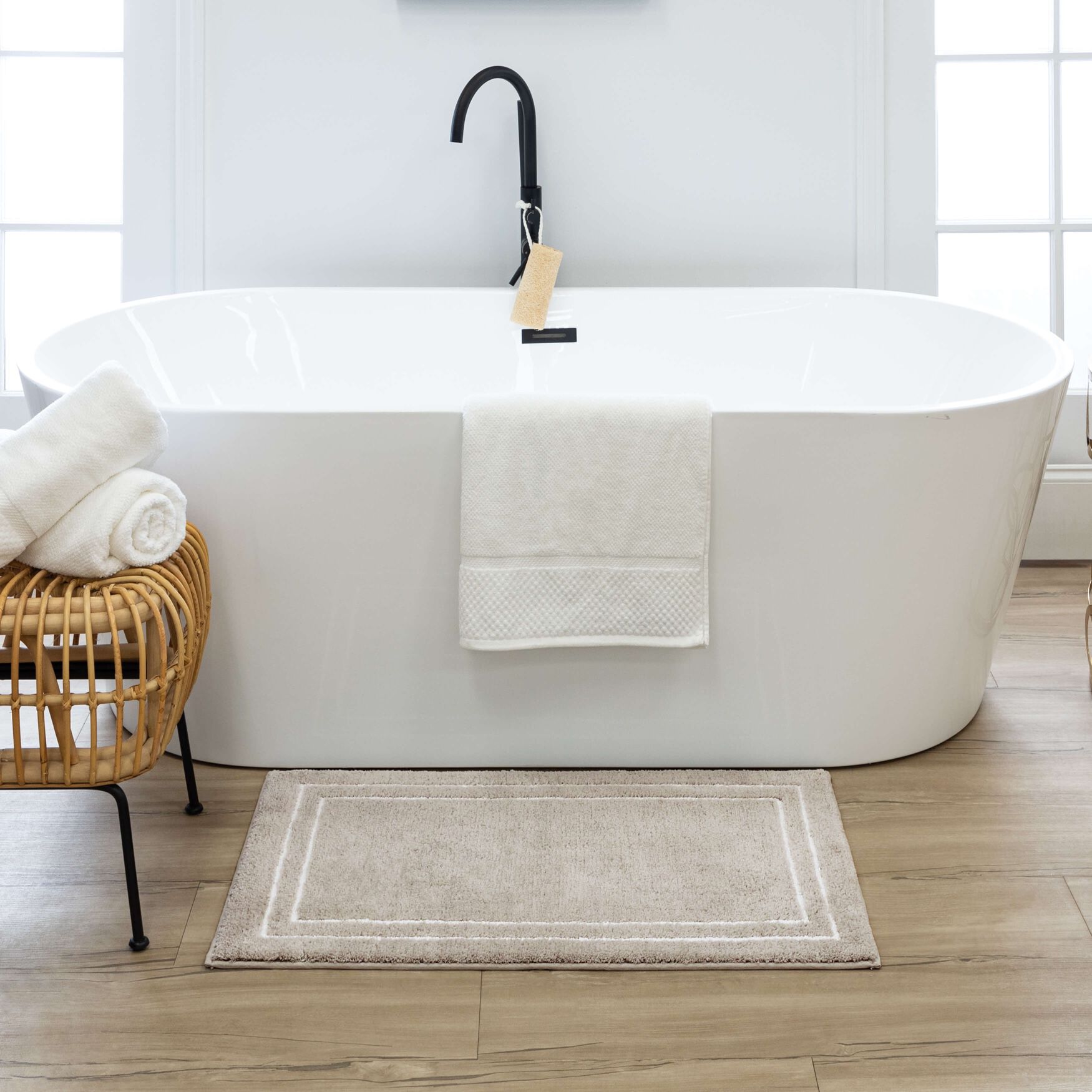 Corona Bath Rug, , alternate image number 5