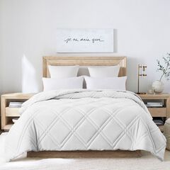Double Diamond Down Alternative Comforter