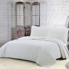Estate Collection Joanna Quilt Set