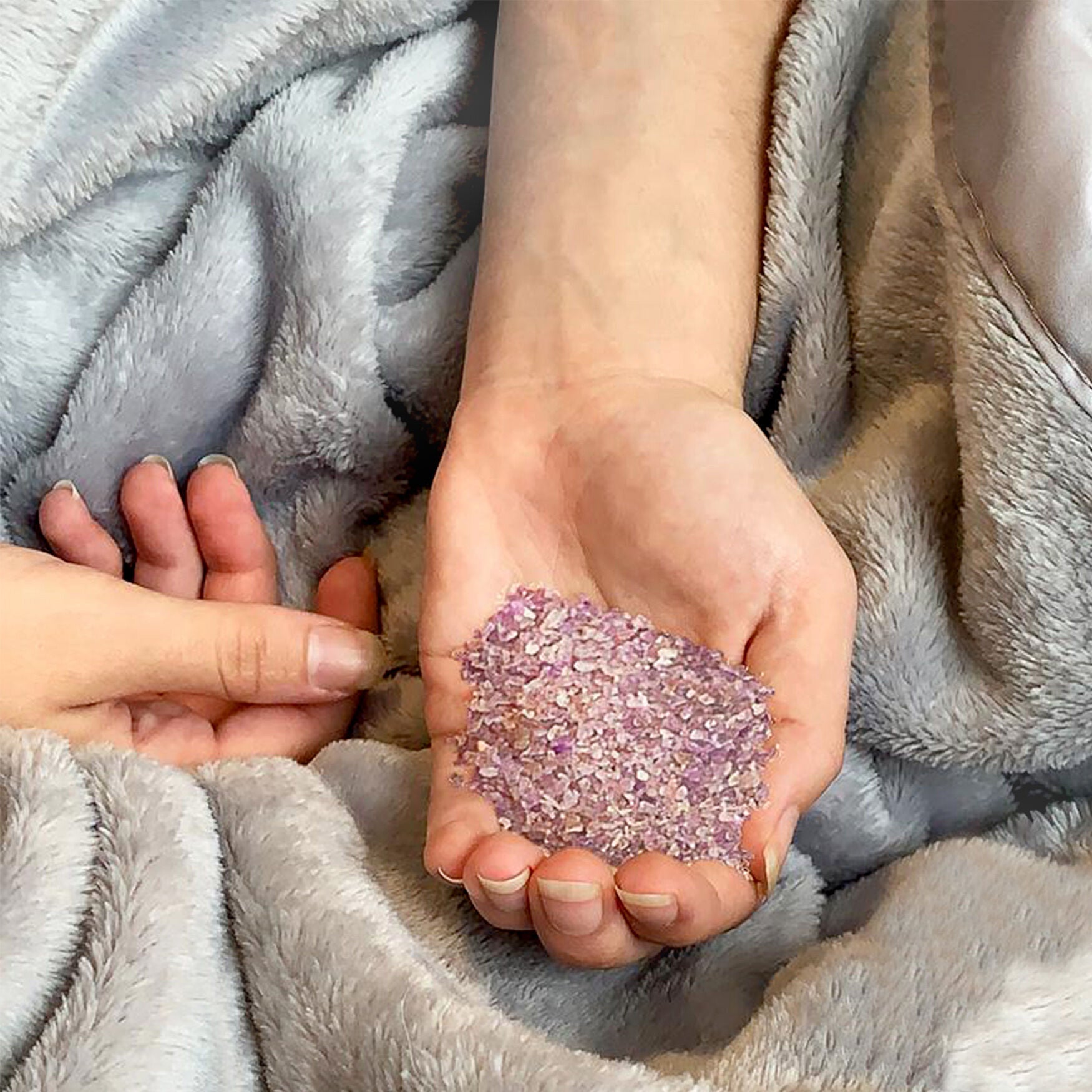 Crystal 15Lb Reversible Cooling Weighted 48X72 Blanket With Removable Cover Weighted Blanket & Cover, , alternate image number 19