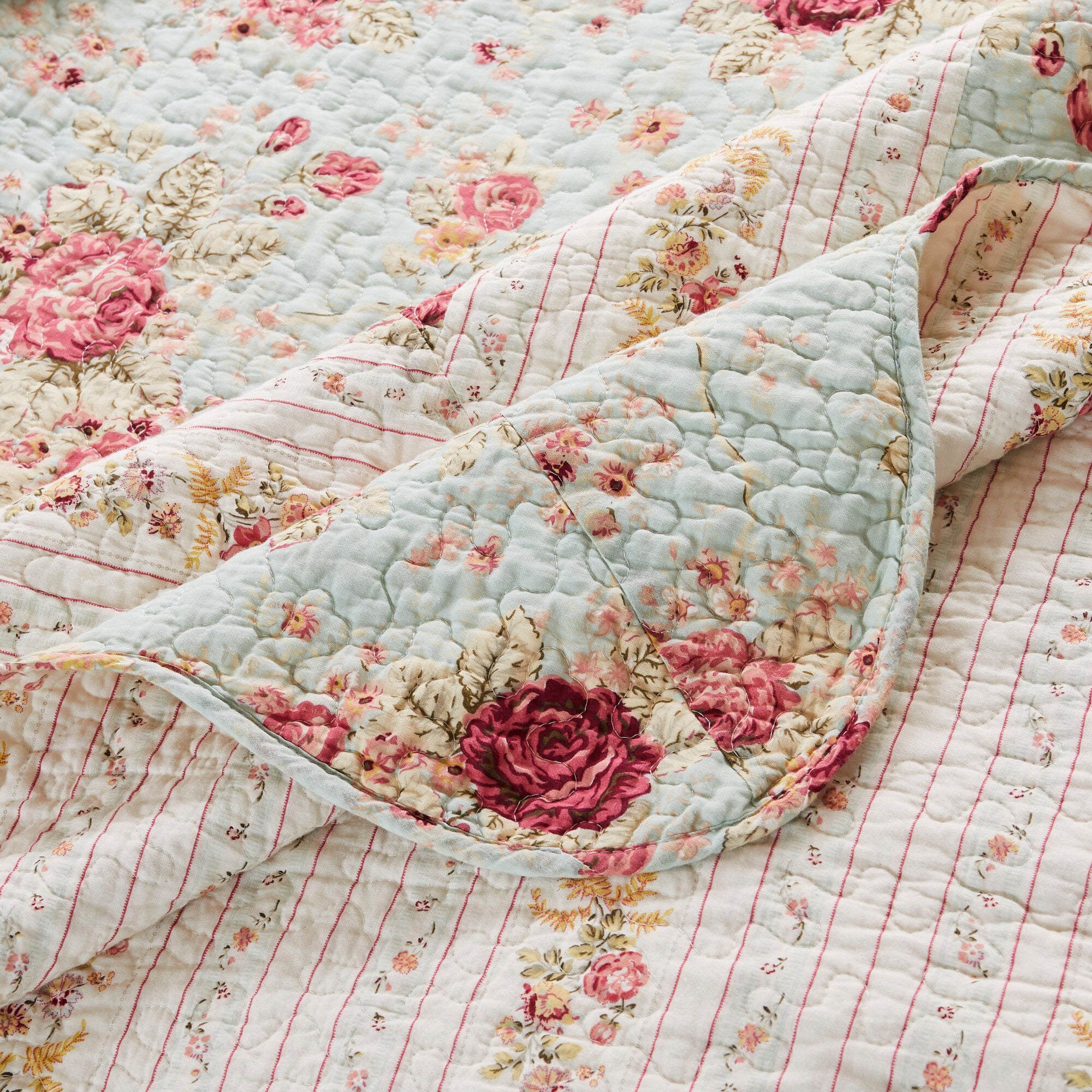 Antique Rose Vintage Floral Quilted Throw Blanket, Ecru, BLUE, alternate image number 4