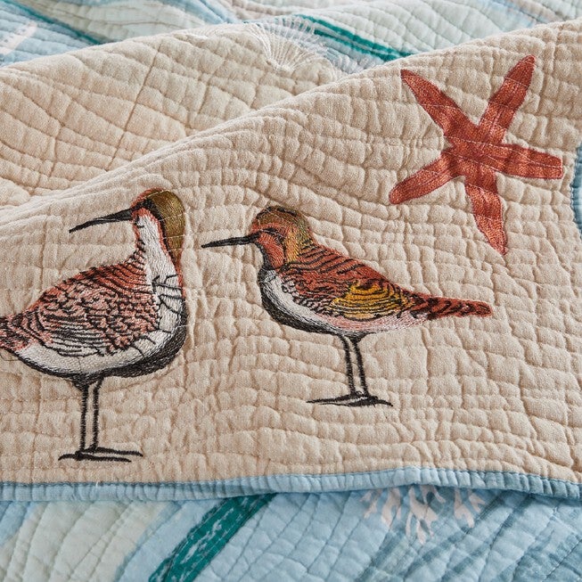 Maui Quilt And Decorative Pillow Set, , alternate image number null
