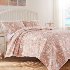Greenland Home Fashions Marina Reversible Matelassé Coverlet Set, 3-Piece Full/Queen, Seafoam
