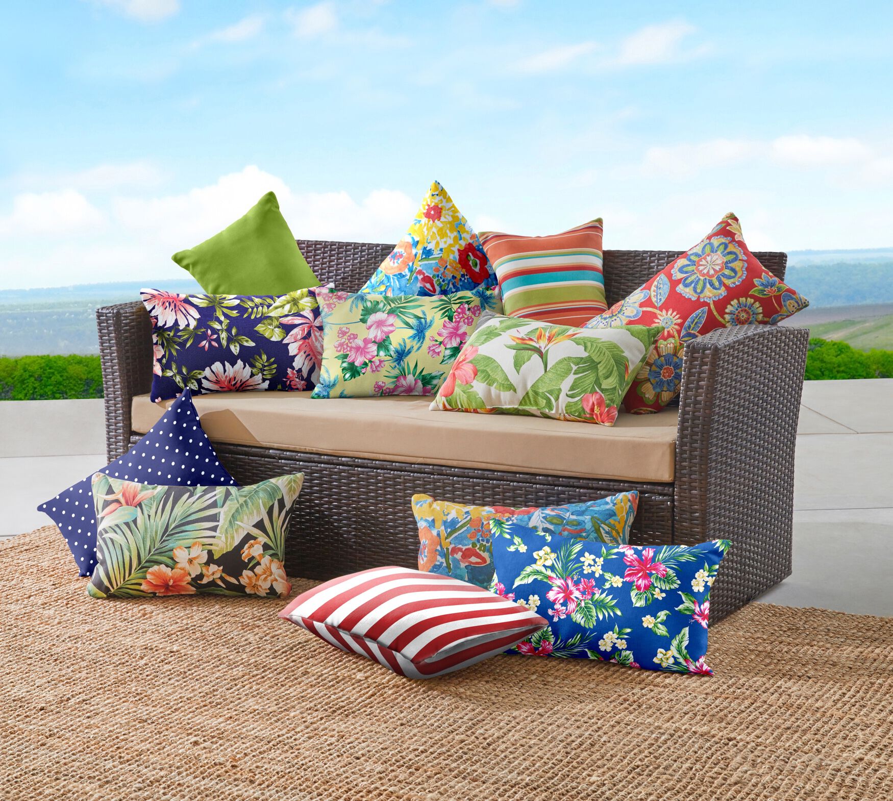 BH Outdoor Performance 20 inches x 13 inches Lumbar Pillow, , alternate image number 2