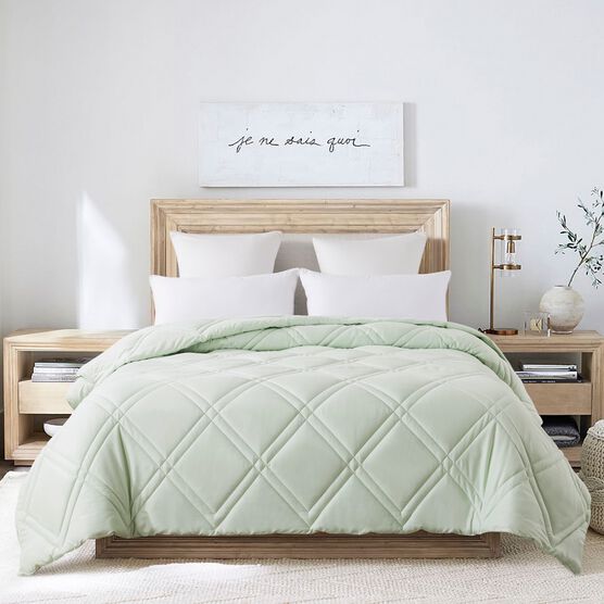 Double Diamond Down Alternative Comforter, GREEN, hi-res image number null