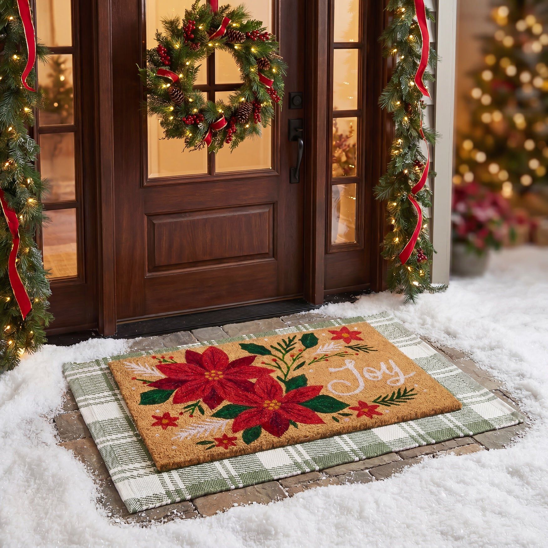 Handwoven Plaid Indoor/Outdoor Layering Rug