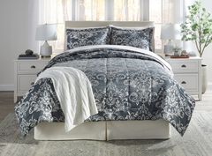 Damask Quilt Set