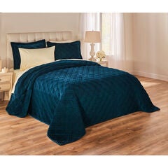 Velvet Diamond Quilted Bedspread