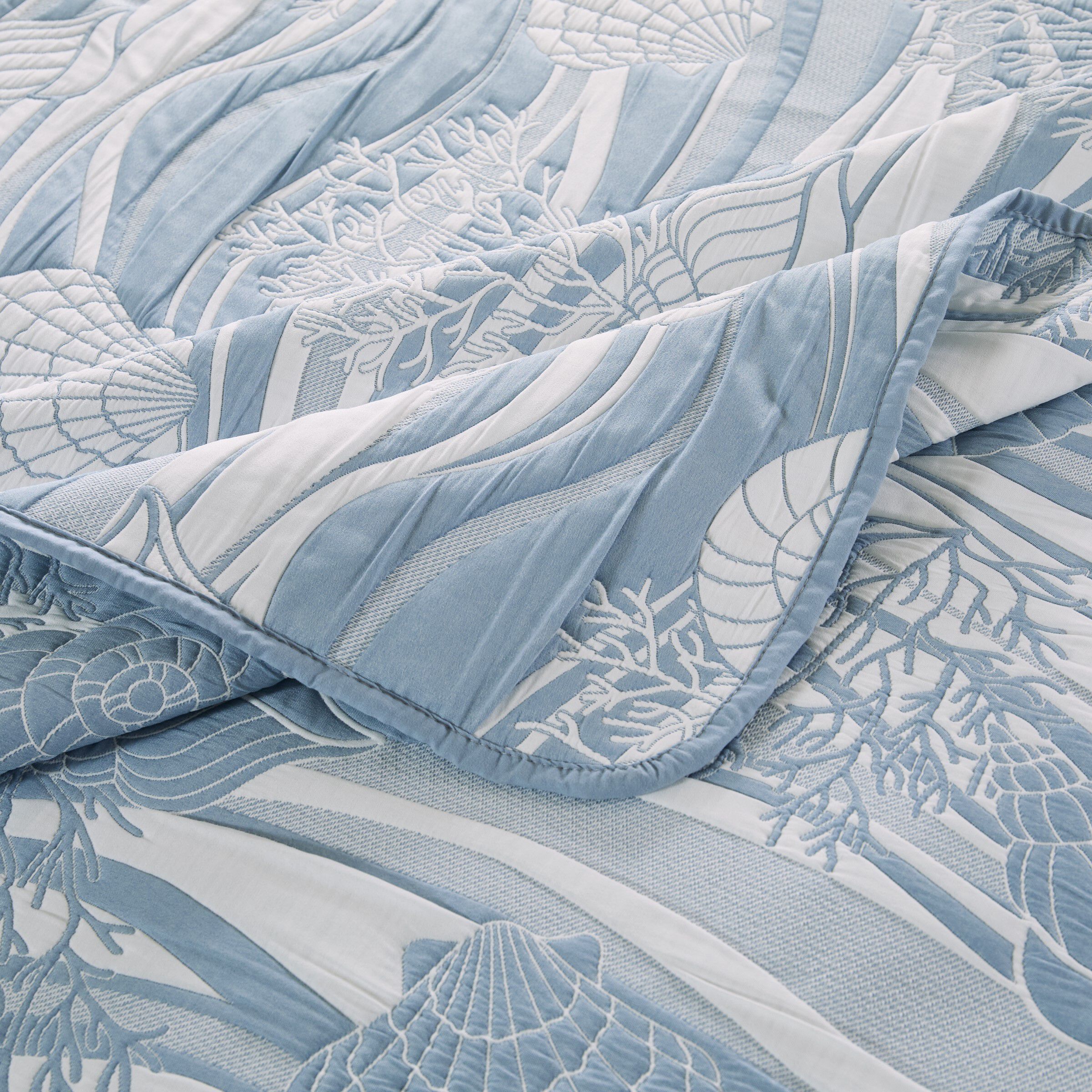 Greenland Home Fashions Dover Reversible Matelassé Coverlet Set, TIDAL BLUE, alternate image number 2