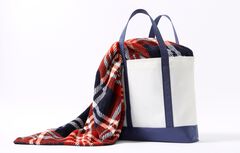 Tote Bag With Free Throw