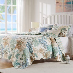 Greenland Home Fashions Atlantis Finely Stitched Quilt Set with Decorative Pillows