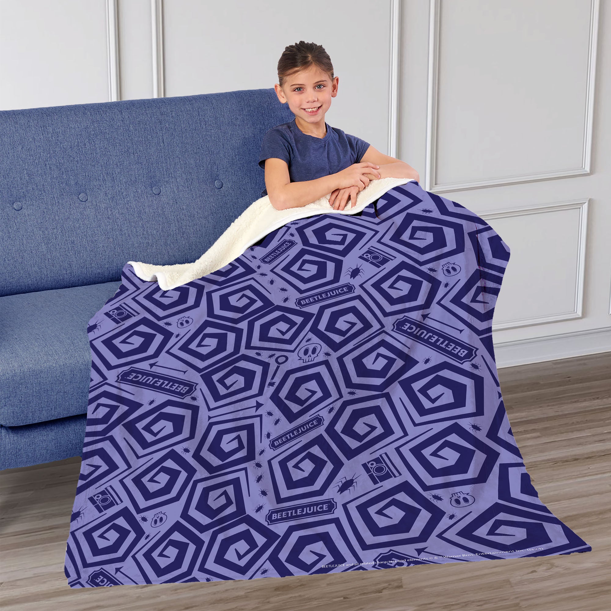 Warner Bros. Beetlejuice Creepy Crawlies Silk Touch Sherpa Throw Blanket 50X60 Inches, PURPLE, on-hover image number 1