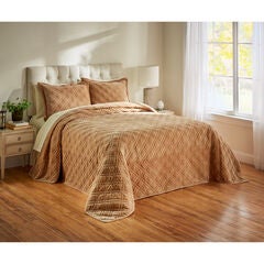 Velvet Diamond Quilted Bedspread