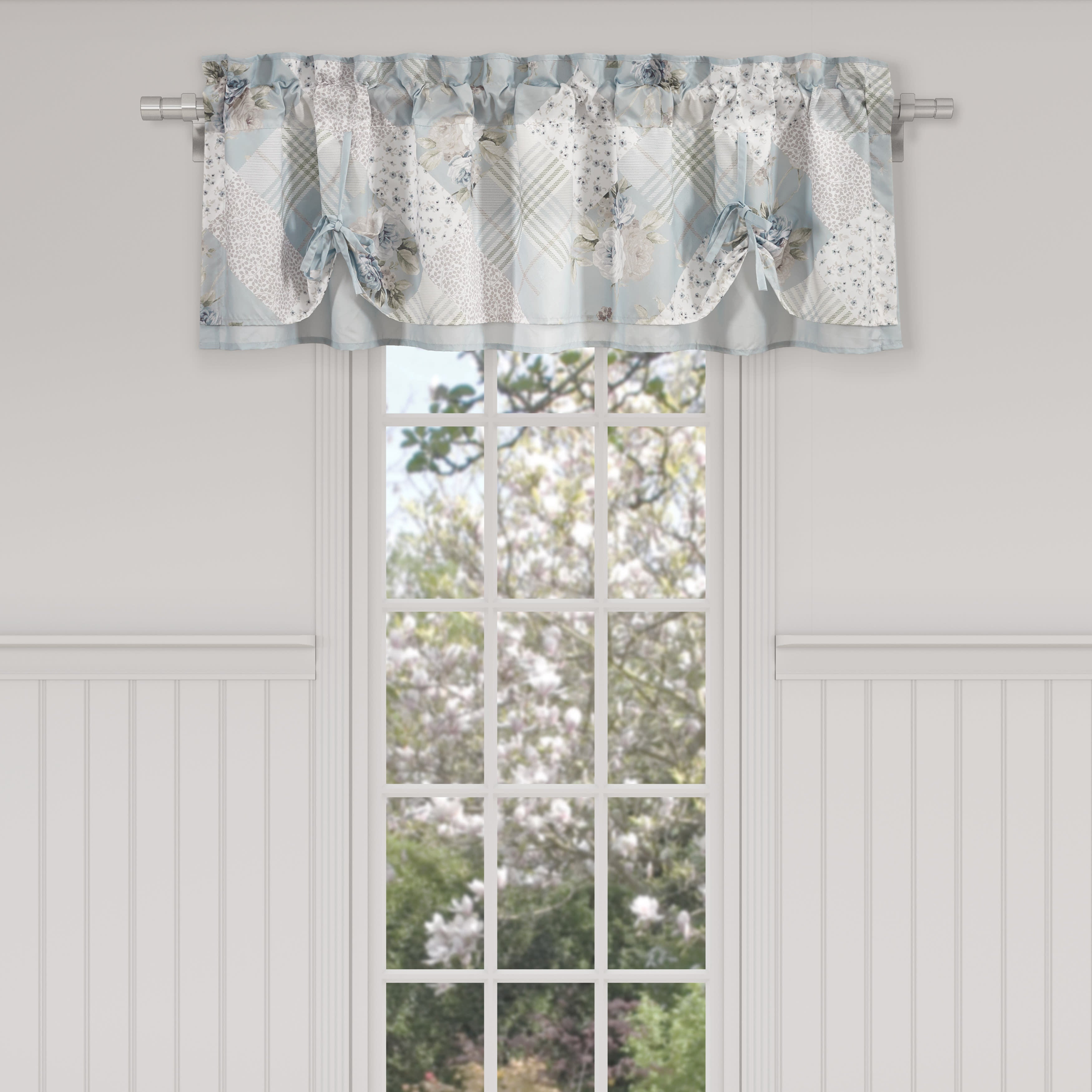 Bungalow Spa Tieup Window Valance, SPA, alternate image number 1