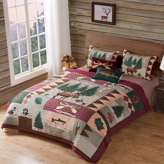 Moose Lodge Quilt And Pillow Sham Set, , alternate image number null