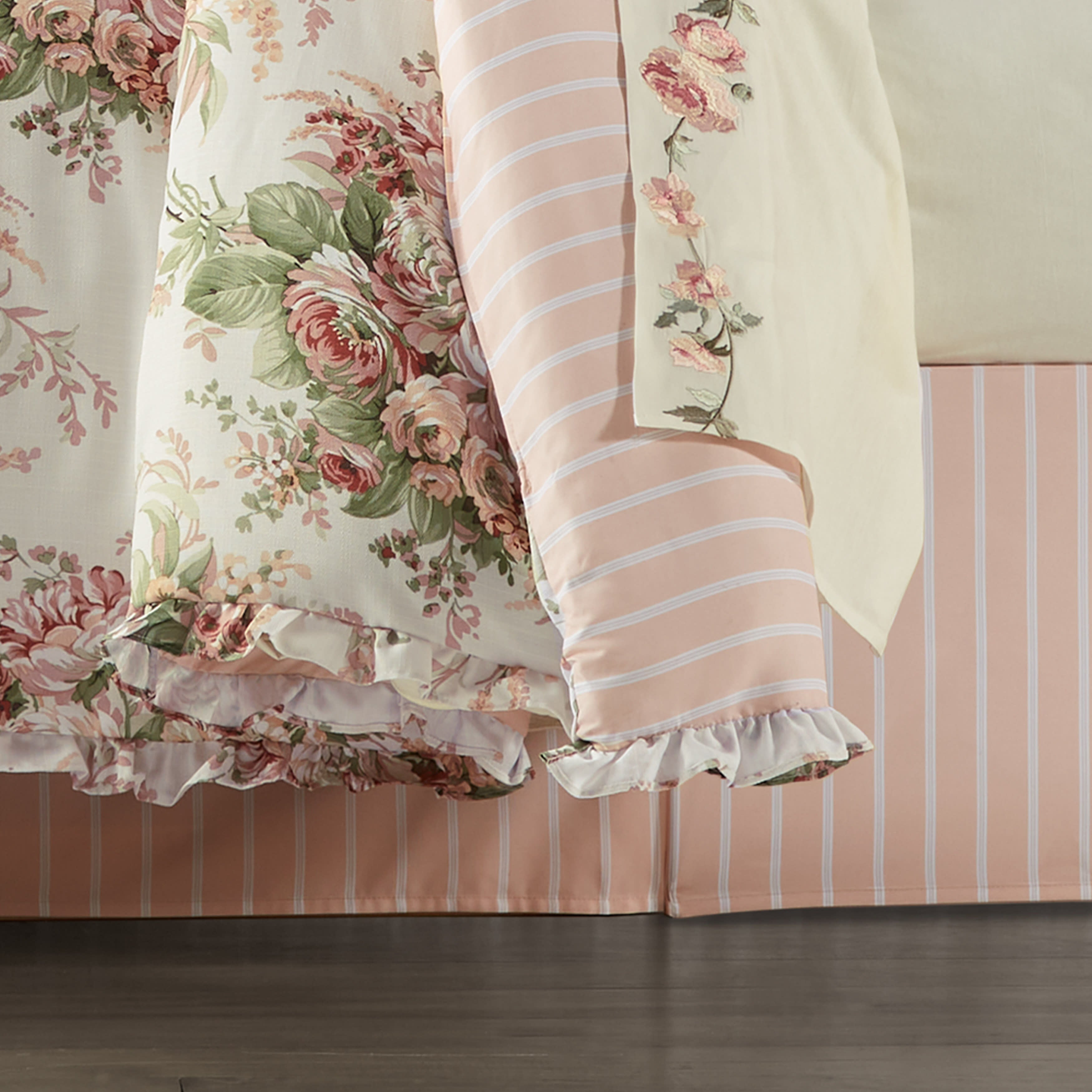 Estelle Coral 4 Piece Comforter Set, CORAL, alternate image number 1