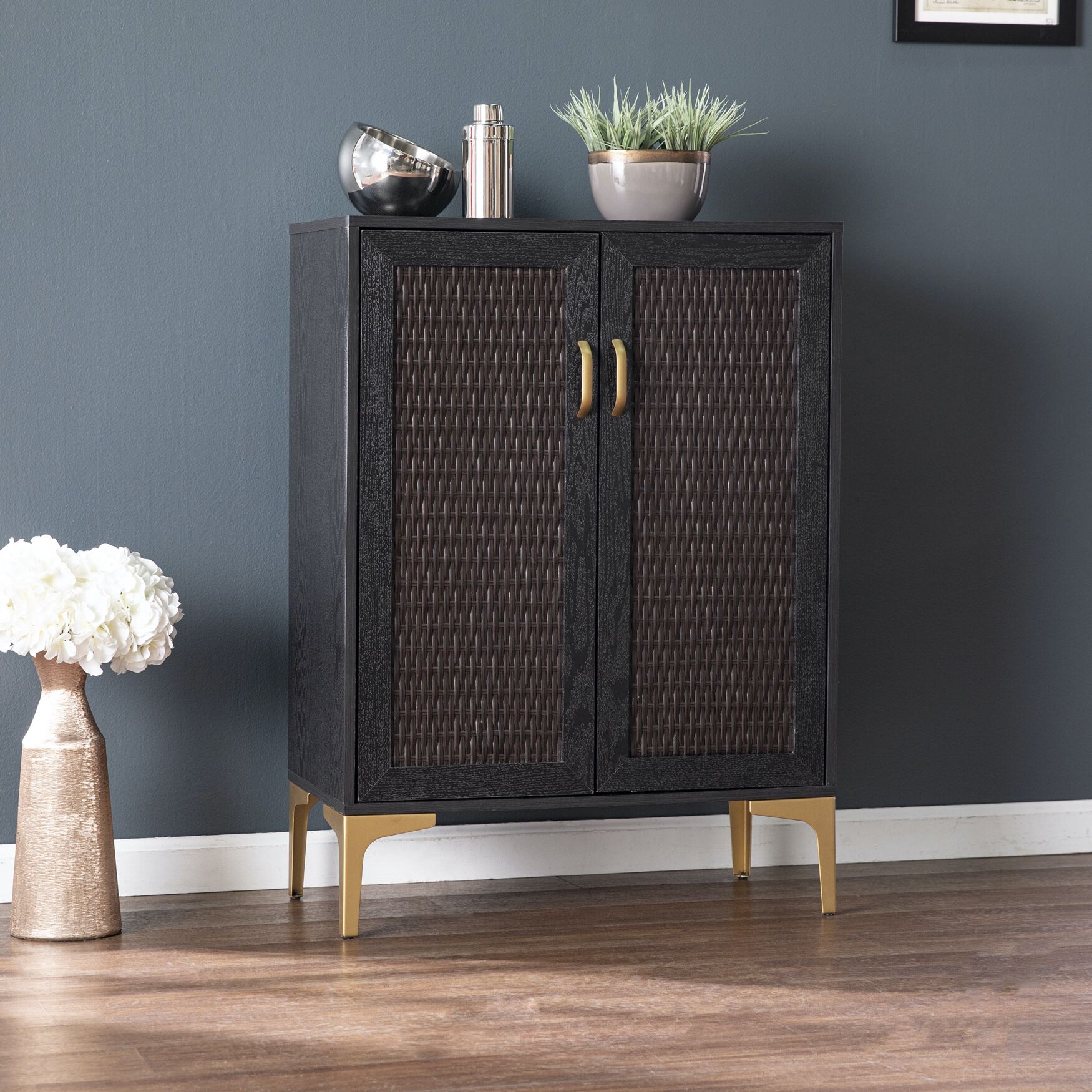 Rolliston Two-Door Bar Cabinet, BLACK, hi-res image number 0