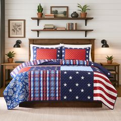 Americana Patchwork Quilt Set