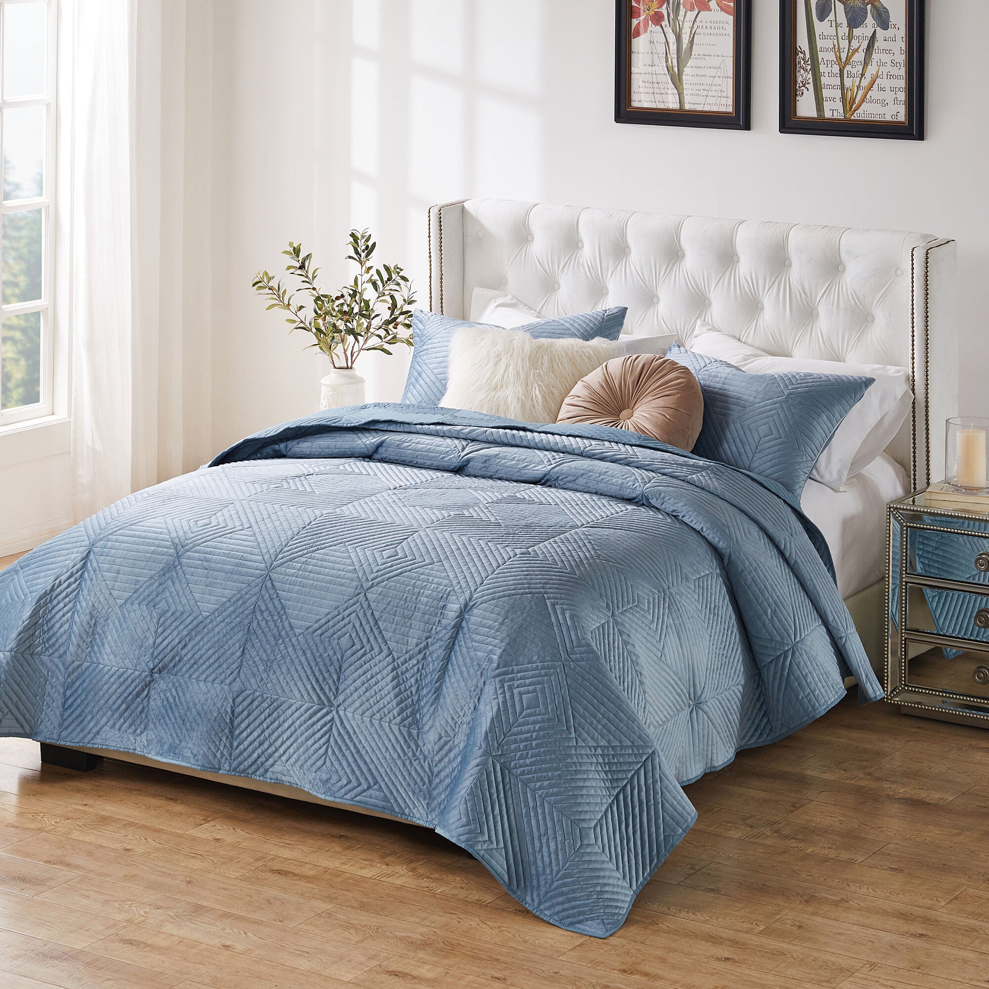 Riviera Velvet Finely Stitched Modern Quilt Set, Red, 3-Piece King, SPA BLUE, alternate image number 2