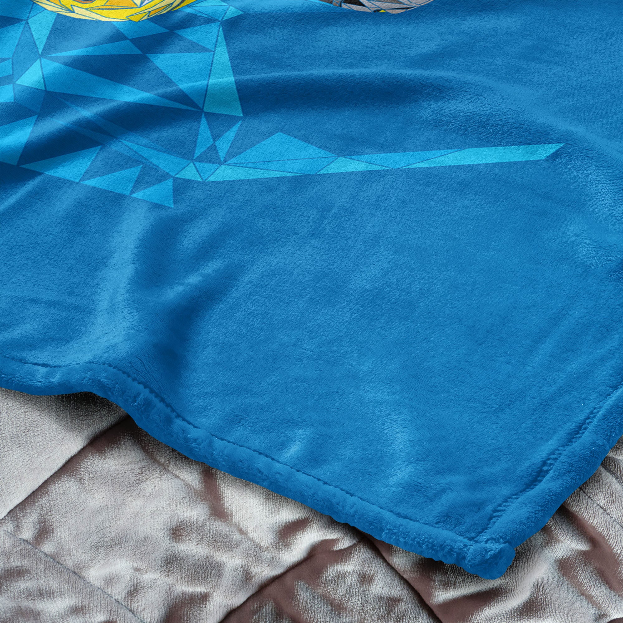 Hasbro Silk Touch Throw Blanket 40X50 Inches, BLUE, alternate image number 4