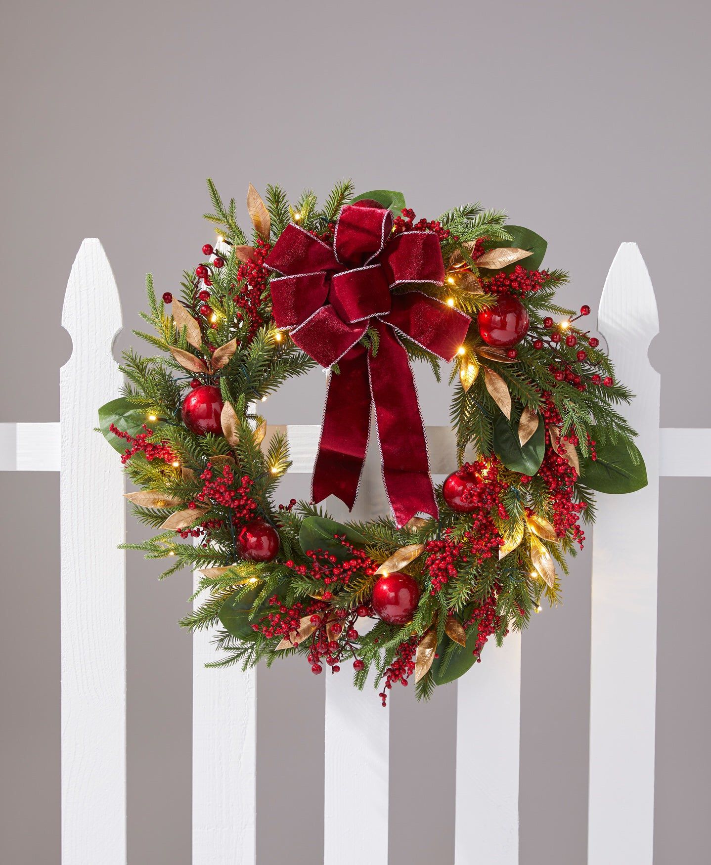 26" Pre-Lit Bordeaux Wreath