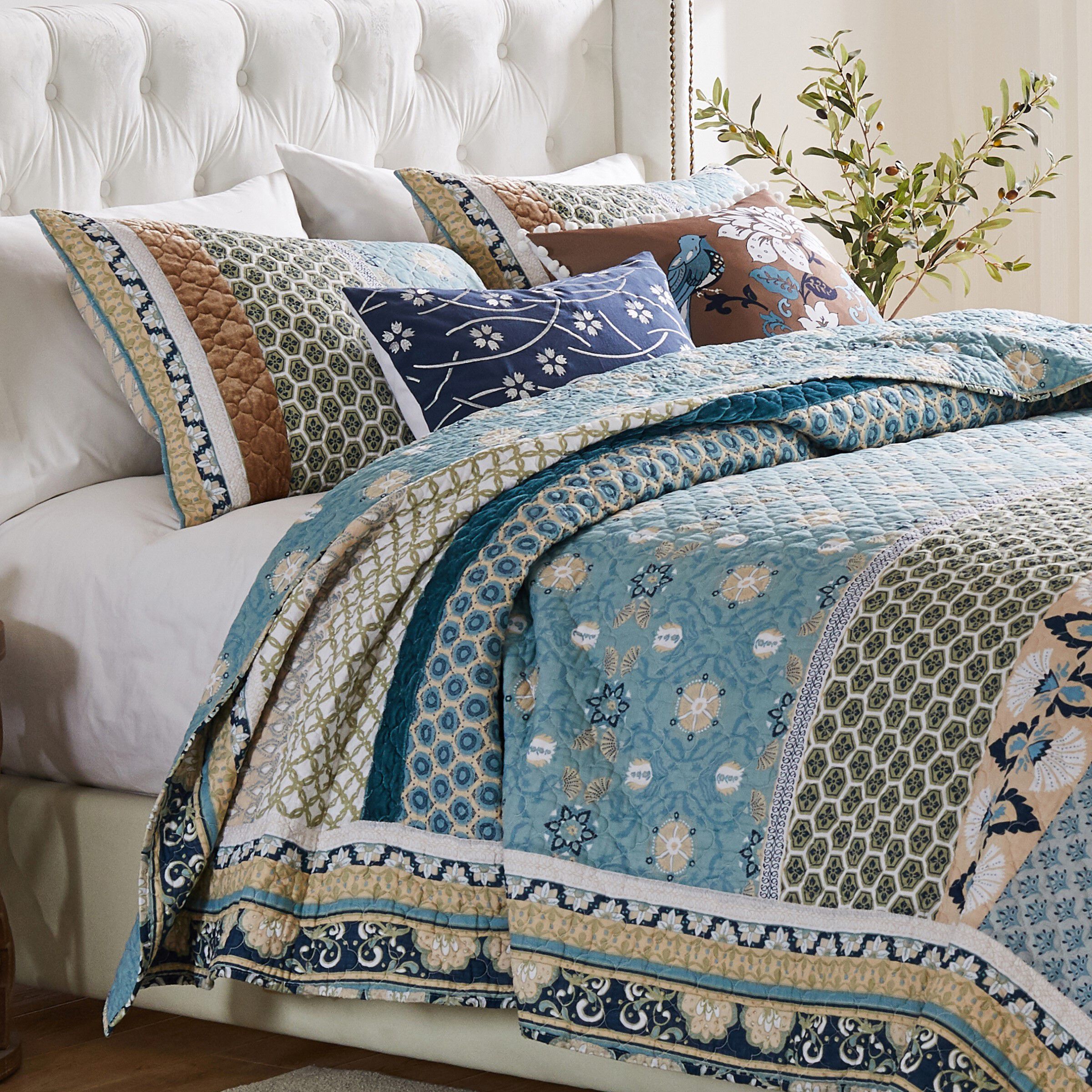Thalia Bohemian Floral 100% Cotton Quilt Set, BLUE, alternate image number 4