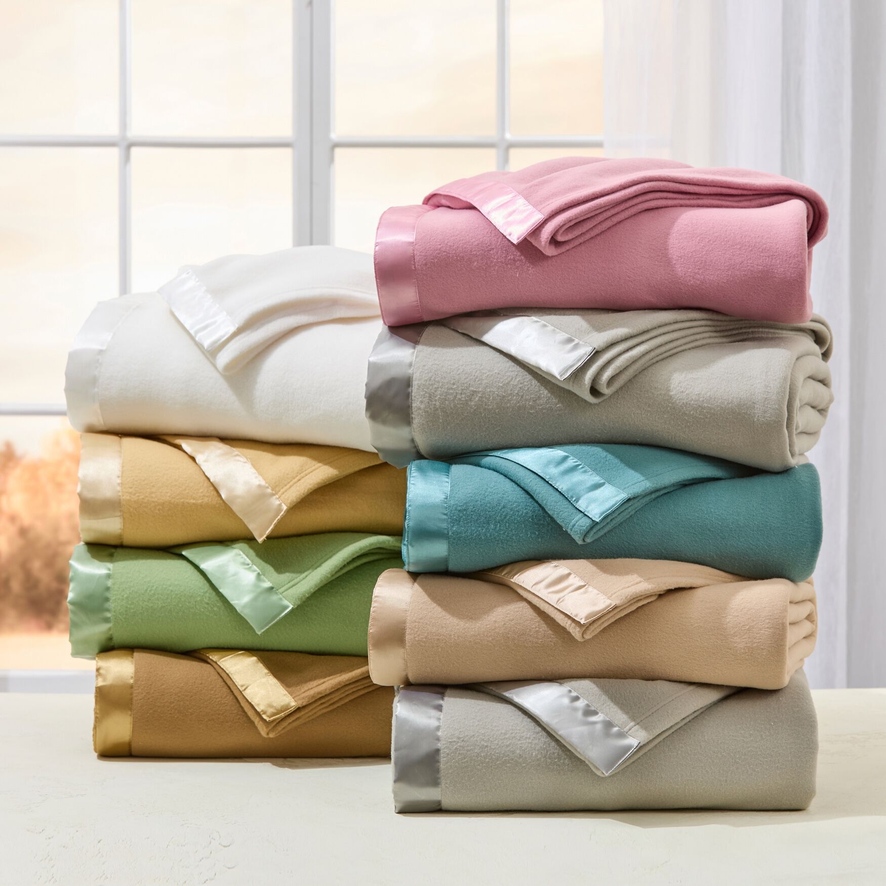 BH Studio Luca XL Blanket, , on-hover image number 1