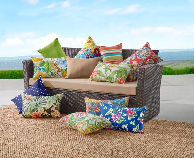 BH Outdoor Performance 20 inches x 13 inches Lumbar Pillow, , alternate image number null
