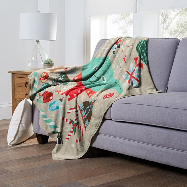 Star Wars Yoda Xmas Silk Touch Throw Blanket, , alternate image number 3