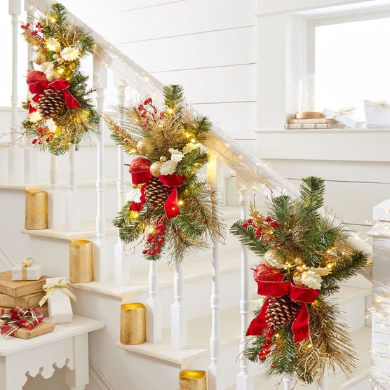 Holiday Classics Stair Swag, GREEN, hi-res image number null
