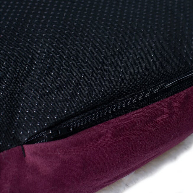 Medium Pet Bed, Dog Crate Mat With Poly Fill Cushion & Removable Cover, , alternate image number null