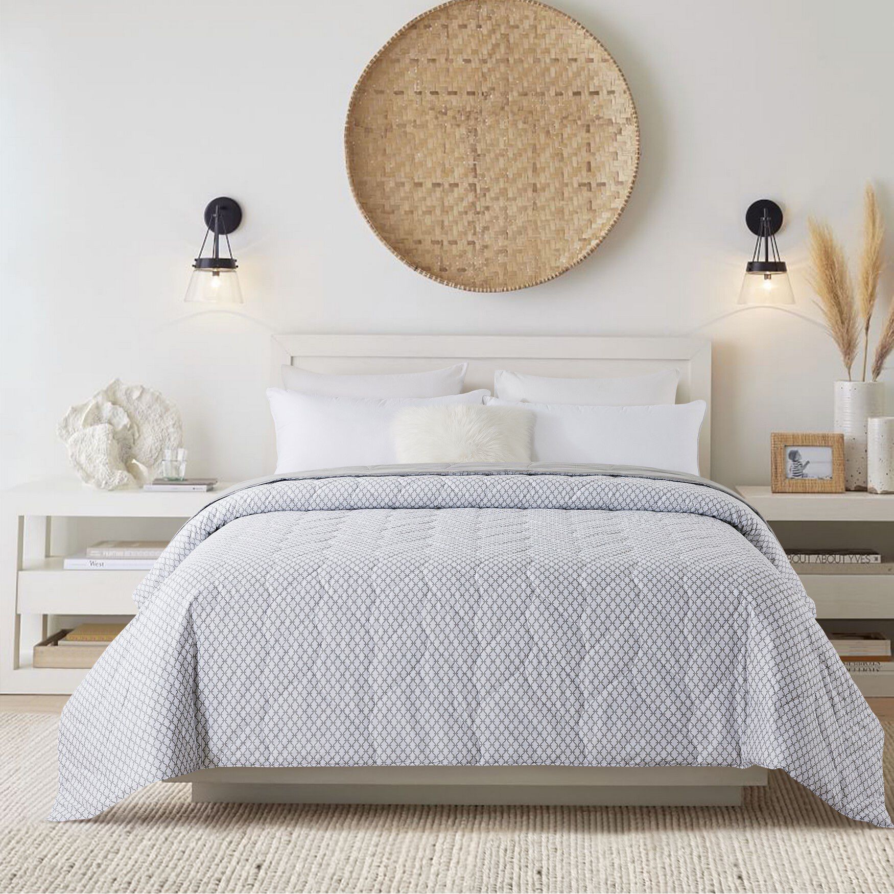 Antimicrobial Cotton Reversible Down Alternative Blanket Blankets, WHITE, hi-res image number 0