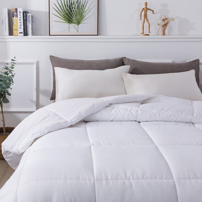 European Gusset Down Alternative Comforter, , alternate image number 6