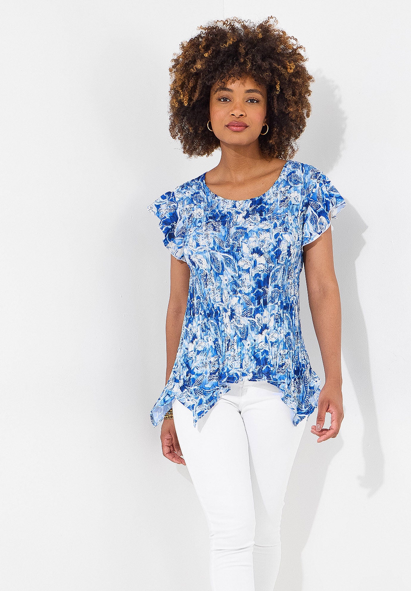 Plisse Sharkbite Tee, BLUE WATERCOLOR FLORAL, alternate image number 4