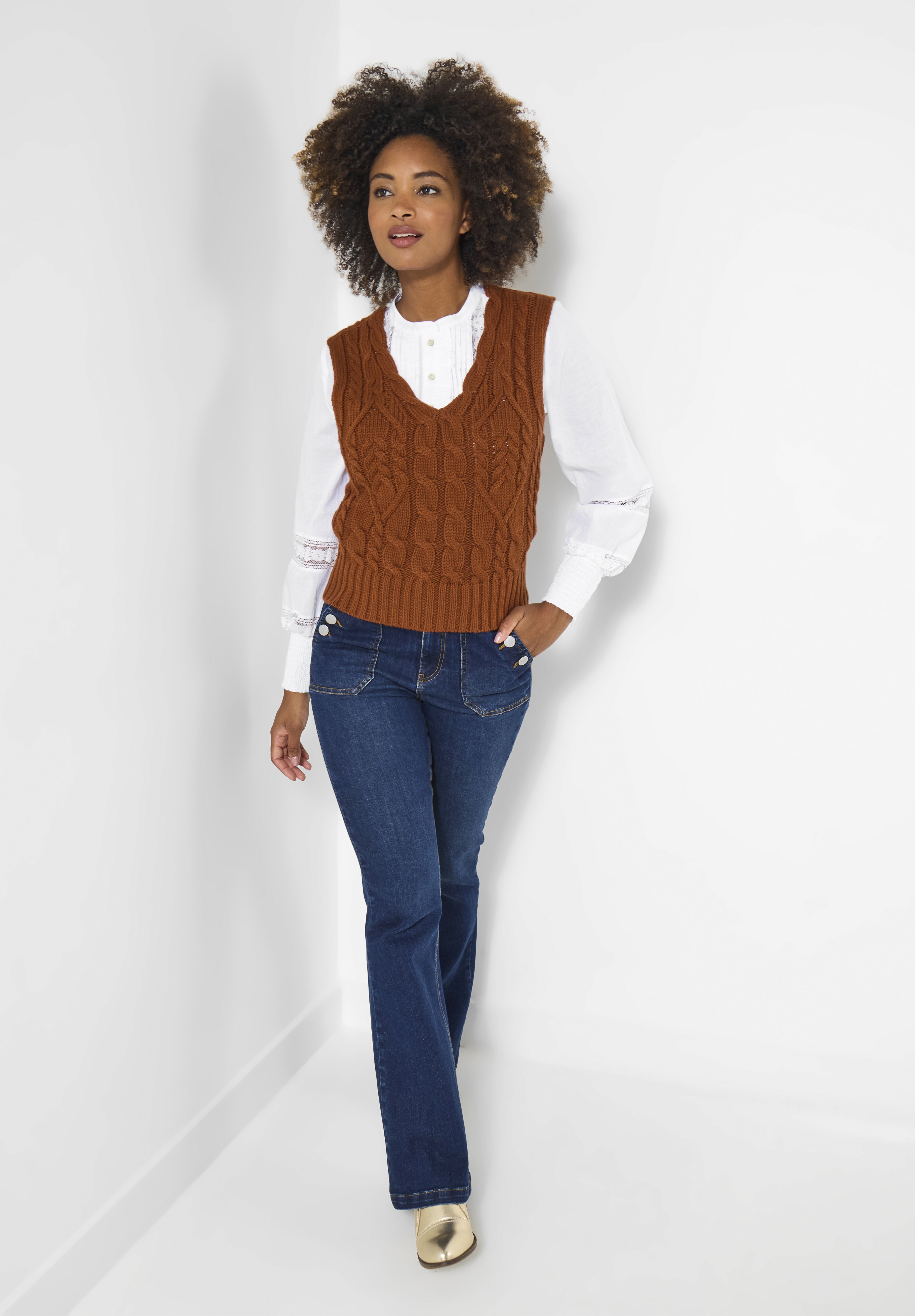 Cable Sweater Vest, ANTIQUE RUST, alternate image number 4