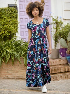Short Sleeve Flowy Maxi Dress