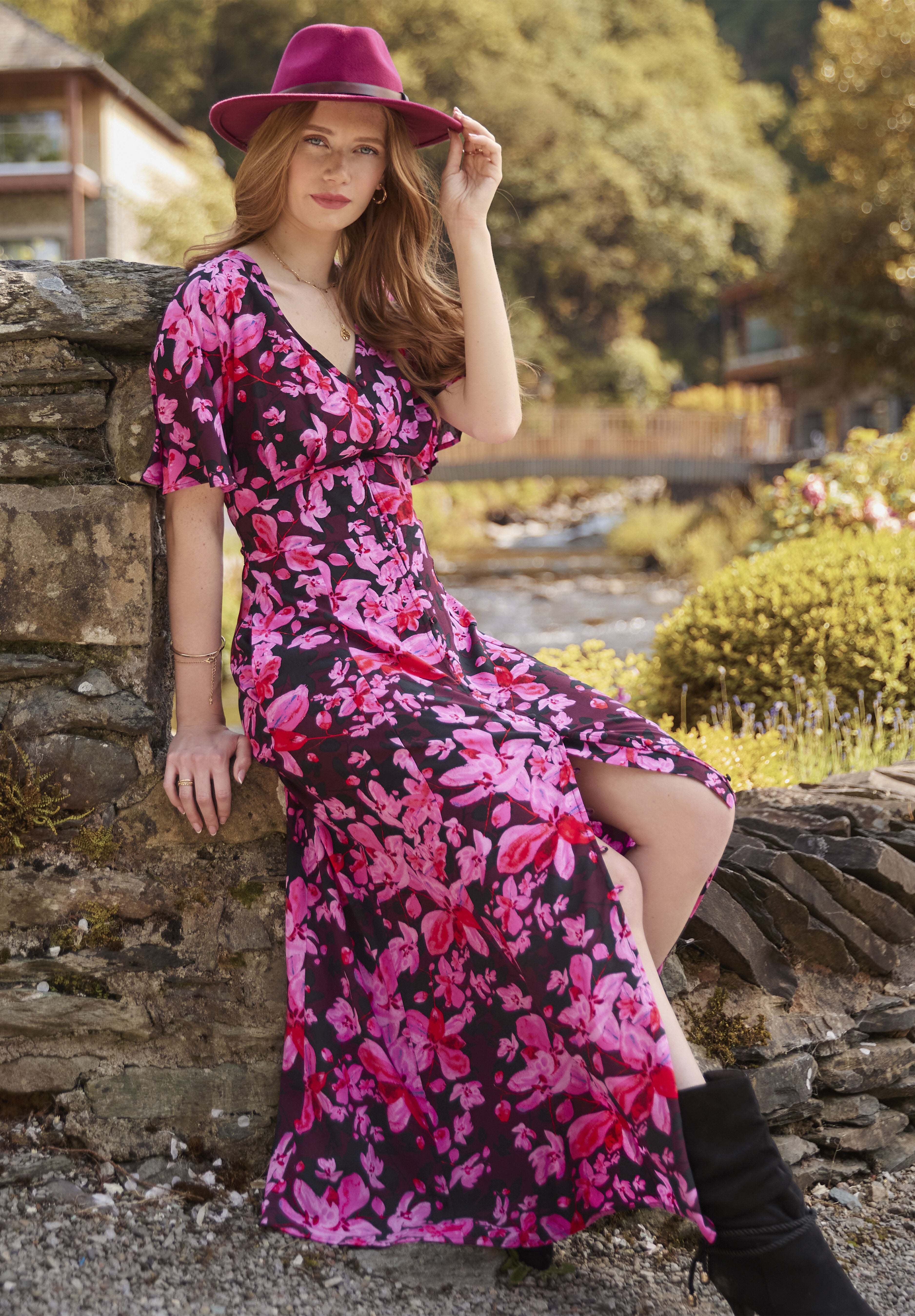 Flutter Sleeve Maxi Dress, PINK ABSTRACT FLORAL, alternate image number 4